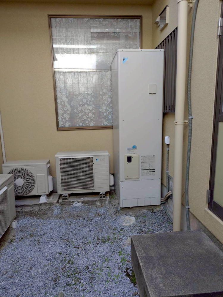 ダイキンエコキュートTU46LFVからダイキンエコキュートEQX46ZFV｜エコキュート交換工事｜滋賀県大津市唐橋町｜