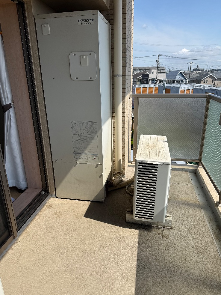 コロナエコキュートCTU-301DA7-1-BLからコロナエコキュートCHP-S30AZ1-12｜エコキュート交換工事｜神奈川県海老名市門沢橋｜マンション｜メイツ海老名門沢橋リバーマークス 