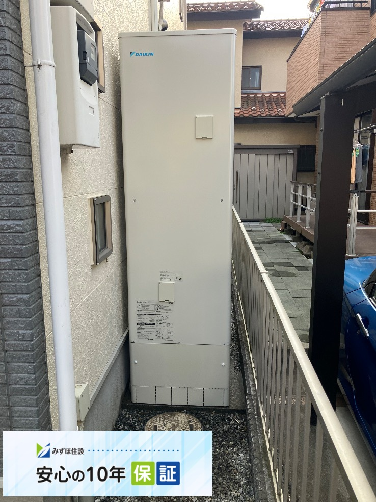 パナソニックエコキュートHE-K46CQからダイキンエコキュートEQX46ZFV｜エコキュート交換工事｜埼玉県上尾市地頭方｜