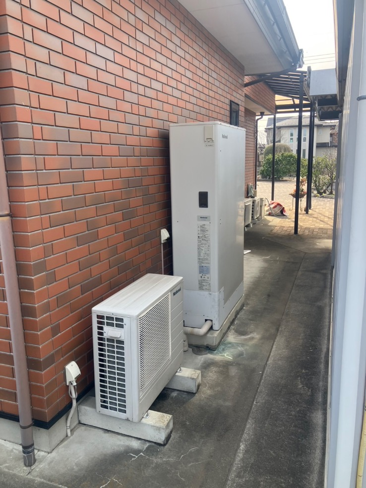 パナソニックエコキュートHE-K46AQからパナソニックエコキュートHE-S46LQS・パナソニックエコキュートHE-37W3QAからパナソニックエコキュートHE-H37LQS|エコキュート交換工事|群馬県前橋市川原町|2台交換|2台同時設置