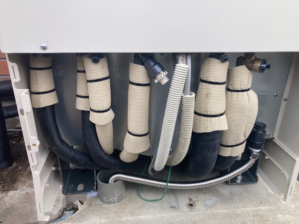 パナソニックエコキュートHE-K46AQからパナソニックエコキュートHE-S46LQS・パナソニックエコキュートHE-37W3QAからパナソニックエコキュートHE-H37LQS|エコキュート交換工事|群馬県前橋市川原町|2台交換|2台同時設置