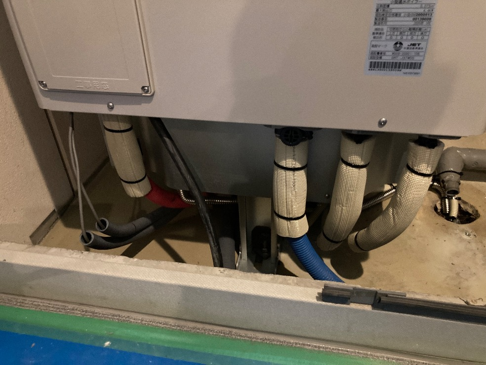 日立電気温水器BE-F37BWUBLから三菱電気温水器SRT-J37WD5|電気温水器交換工事|東京都中央区日本橋浜町|マンション|トルナーレ日本橋浜町