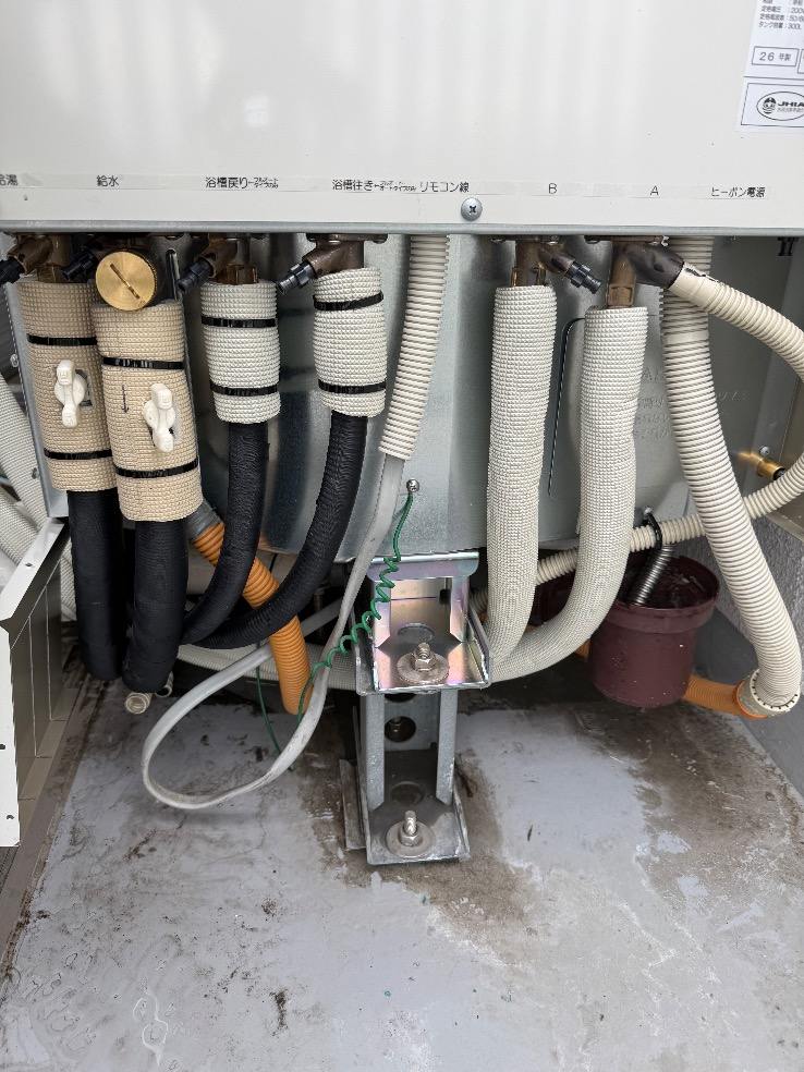 コロナエコキュートCHP-301DA7-1からコロナエコキュートCHP-S30AZ1-12｜エコキュート交換工事｜神奈川県川崎市幸区新川崎｜マンション｜ステーションスイート