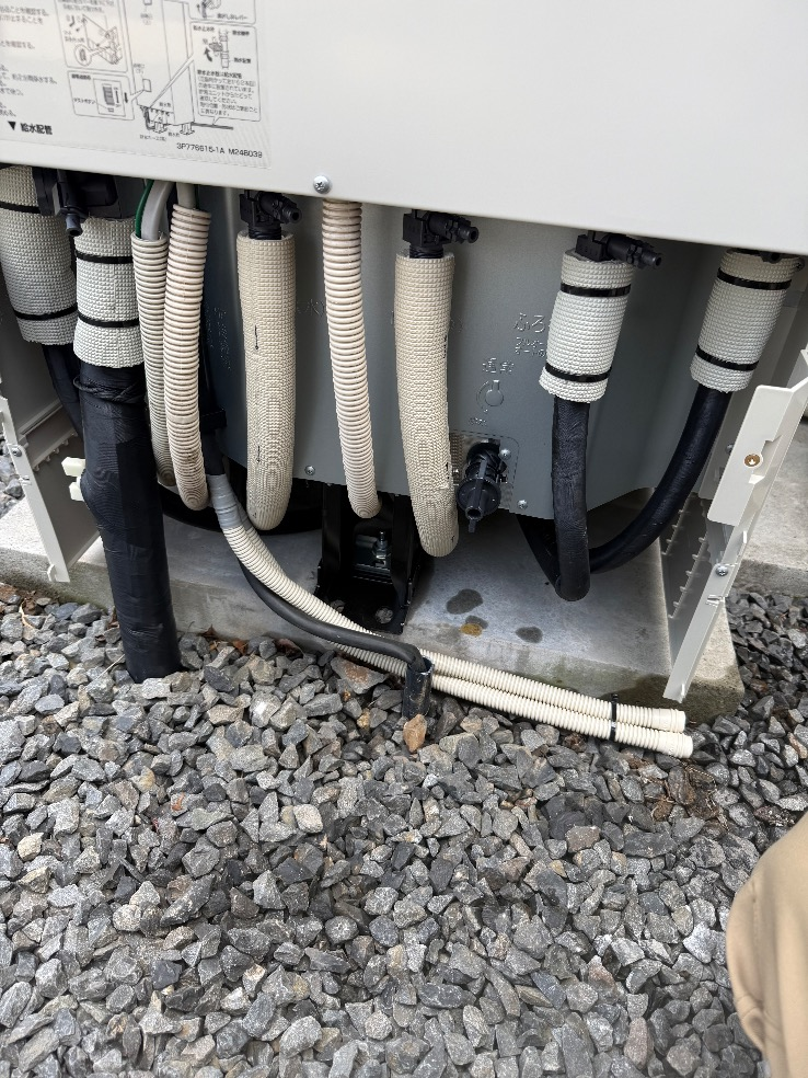 ダイキンエコキュートTUN37MFVからダイキンエコキュートEQX46ZFV｜エコキュート交換工事｜茨城県鹿嶋市大字宮中｜