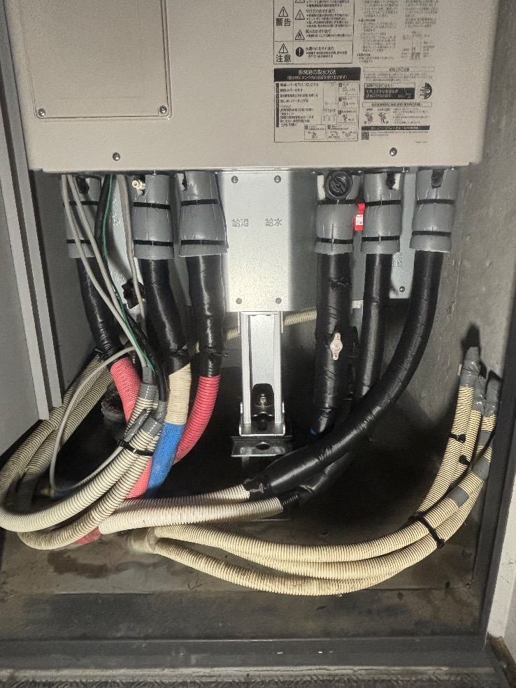 パナソニックエコキュートHE-D37AYMCから三菱エコキュートSRT-W306D-2｜エコキュート交換工事｜埼玉県三郷市中央｜マンション｜ザ・ライオンズ三郷中央