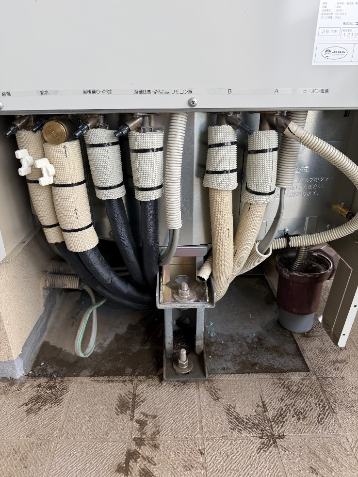 コロナエコキュートCTU-301DA7-1-BLからコロナエコキュートCHP-S30AZ1-12｜エコキュート交換工事｜神奈川県海老名市門沢橋｜マンション｜メイツ海老名門沢橋リバーマークス 