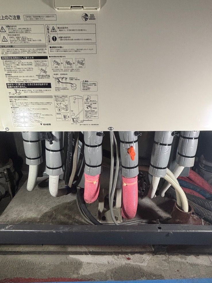 ダイキンエコキュートTU37GFVZからダイキンエコキュートEQX37YFVE｜エコキュート交換工事｜東京都中央区勝どき｜マンション｜ ザトウキョウタワーズ　シータワー