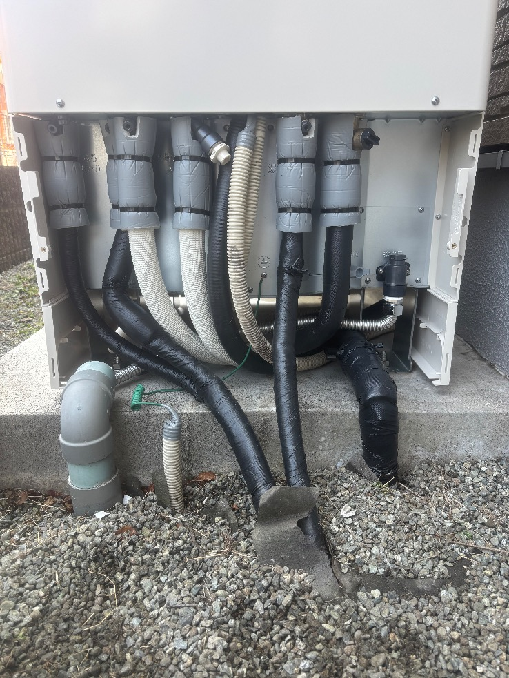 パナソニックエコキュートHE-K37AQからパナソニックエコキュートHE-S37LQS｜エコキュート交換工事｜神奈川県横浜市磯子区丸山