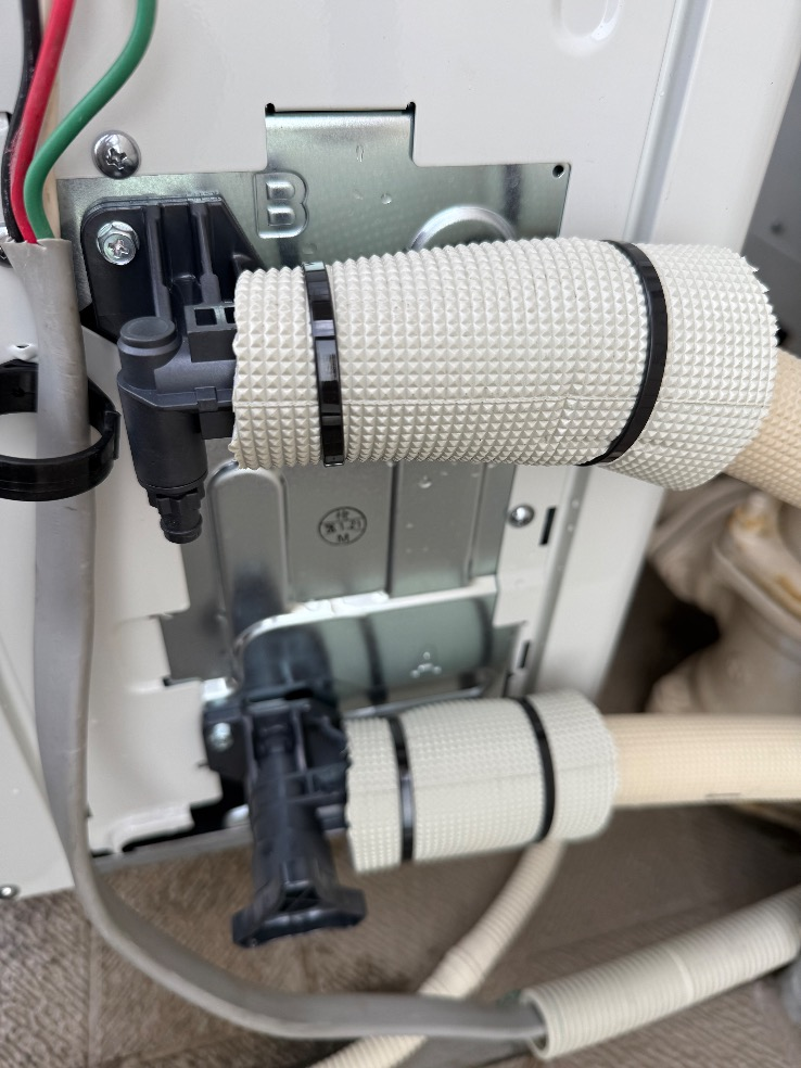 コロナエコキュートCTU-301DA7-1-BLからコロナエコキュートCHP-S30AZ1-12｜エコキュート交換工事｜神奈川県海老名市門沢橋｜マンション｜メイツ海老名門沢橋リバーマークス 