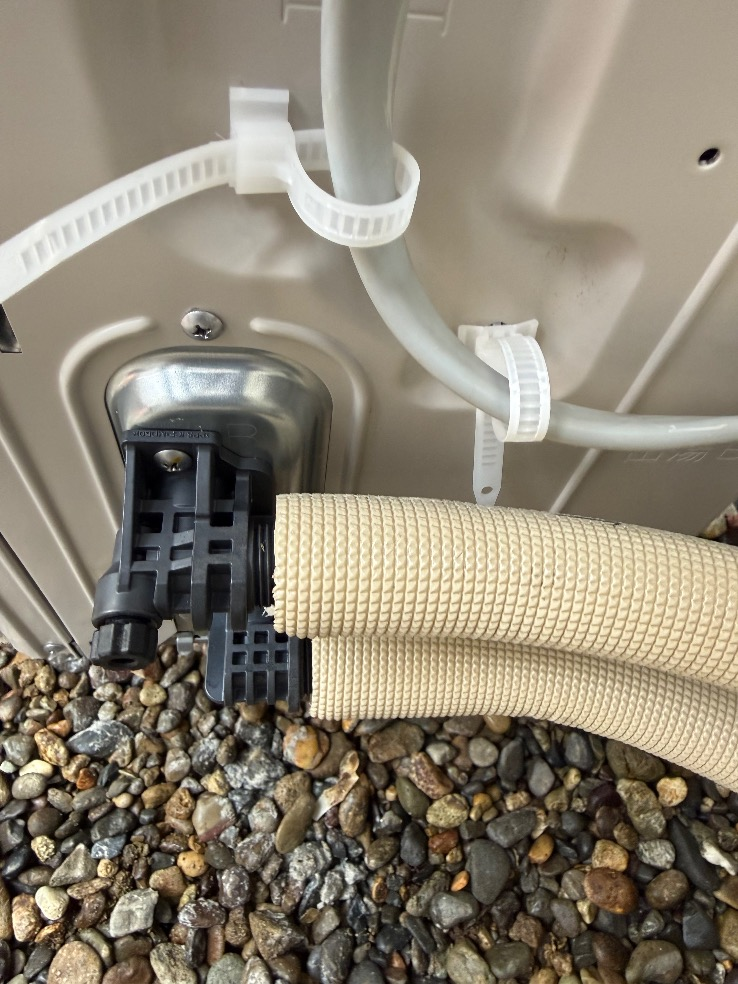 パナソニックエコキュートHE-37SGQCから三菱エコキュートSRT-S377U|エコキュート交換工事|茨城県那珂郡東海村須和間|