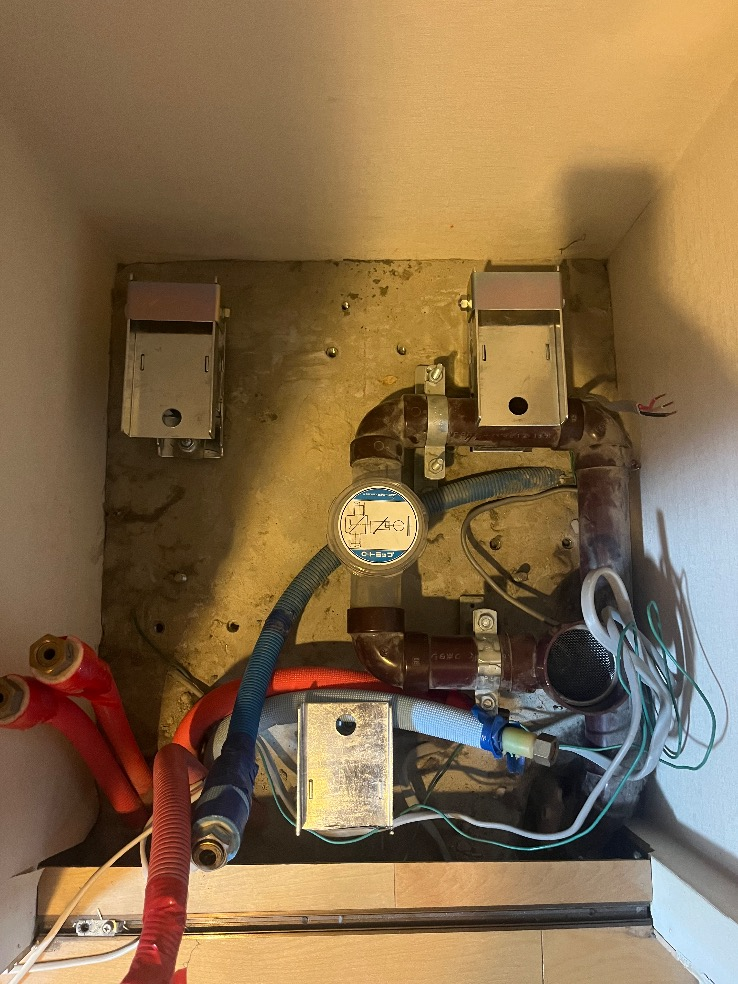 パナソニックエコキュートHE-30C3QMPからコロナエコキュートCHP-S30AZ1-12｜エコキュート交換工事｜東京都荒川区西日暮里｜マンション｜アークプラザ西日暮里