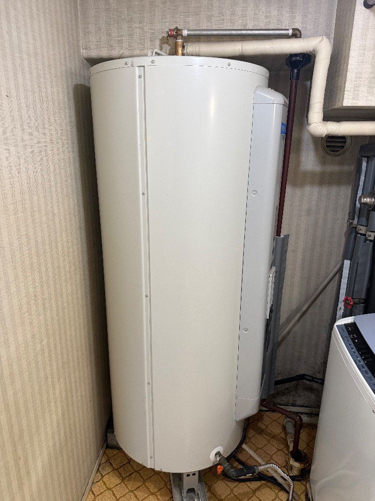 三菱電気温水器SRG-375CMから三菱電気温水器SRG-375G｜電気温水器交換工事｜埼玉県飯能市中山｜マンション｜飯能スカイハイツ