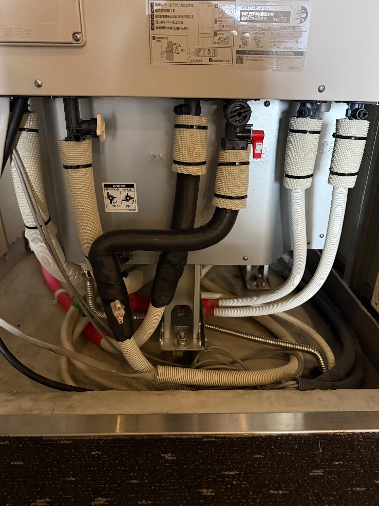 コロナエコキュートCHP-H4614ATMから三菱エコキュートSRT-S377U｜エコキュート交換工事｜東京都練馬区中村北｜マンション｜プラウドタワー練馬