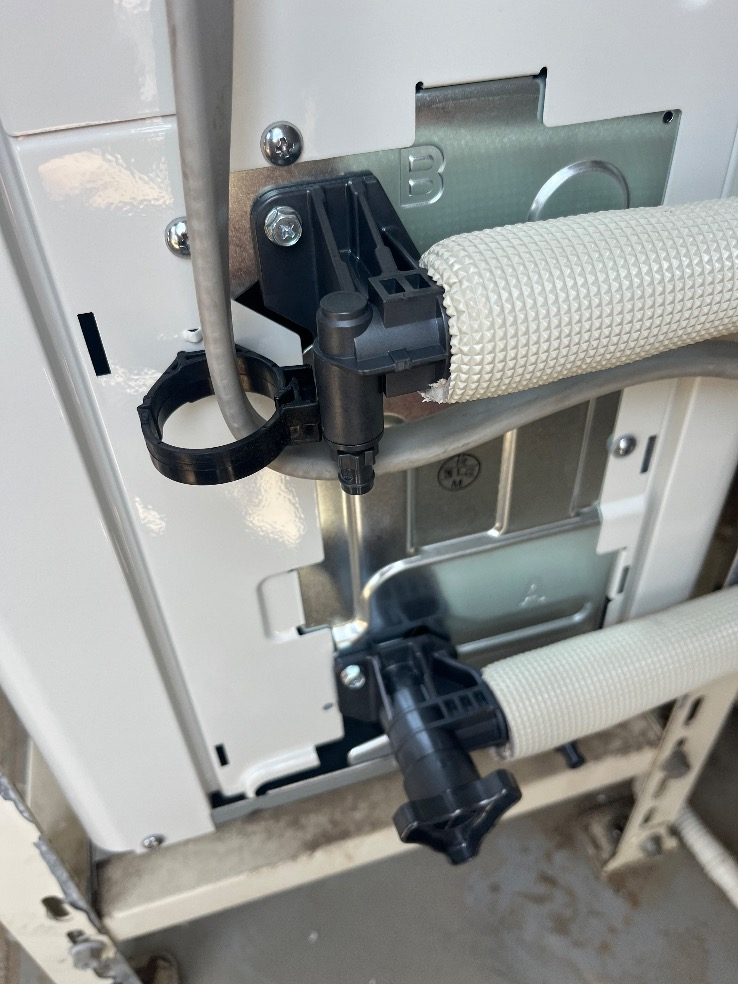 コロナエコキュートCTU-H3014AMからコロナエコキュートCHP-S30AZ1-12｜エコキュート交換工事｜千葉県船橋市上山町｜マンション｜ザ・ガーデンプレミアム