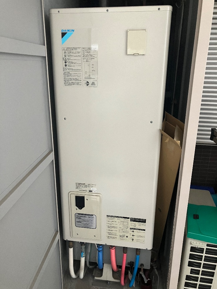 ダイキンエコキュートTU37KFVEからダイキンエコキュートEQX37ZFVE｜エコキュート交換工事｜東京都江東区｜マンション｜ブリリア有明スカイタワー