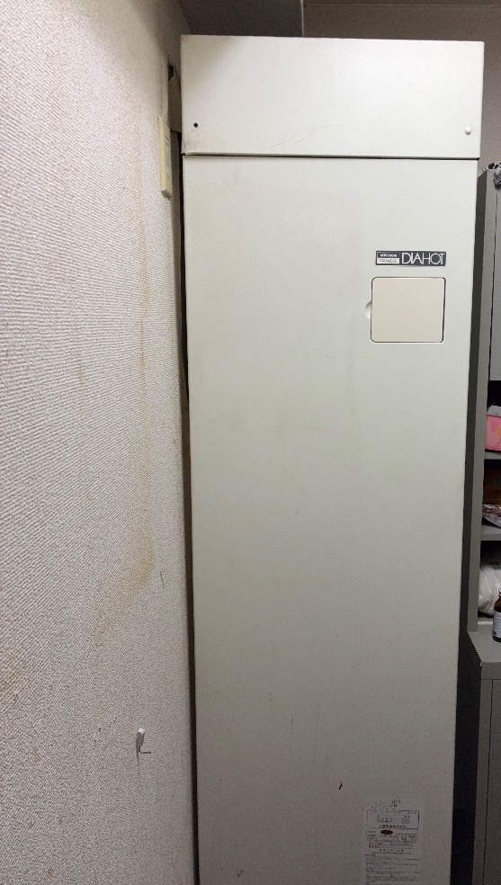 三菱電気温水器SRC-2211Aから三菱電気温水器SRG-201G-R｜多機能タイプ｜電気温水器交換工事｜栃木県宇都宮市｜マンション｜宇都宮レジデンス