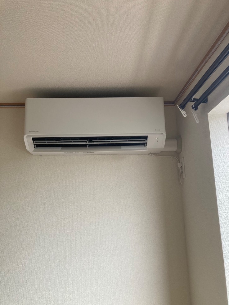 パナソニックエアコンCS-226DFL-W×2台同時設置｜エアコン新規設置工事｜神奈川県高座郡寒川町中瀬｜