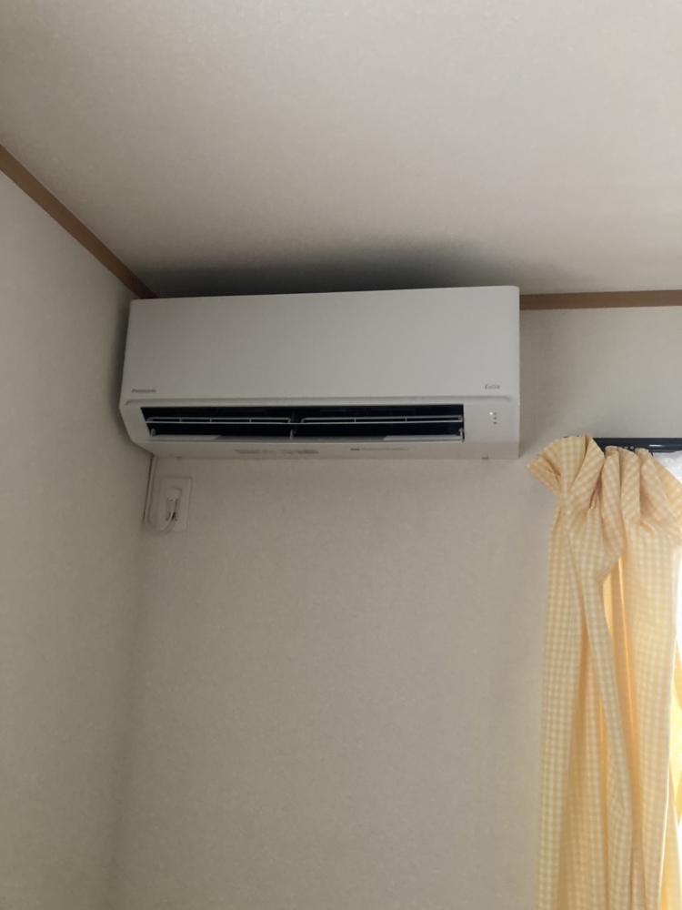 パナソニックエアコンCS-226DFL-W×2台同時設置｜エアコン新規設置工事｜神奈川県高座郡寒川町中瀬｜