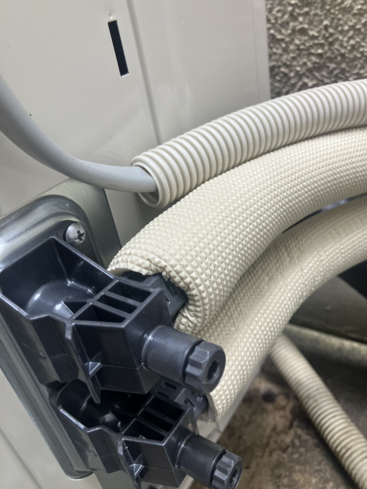 パナソニックエコキュートHE-D37AYPからパナソニックエコキュートHE-S37LQS|エコキュート交換工事|東京都世田谷区玉堤