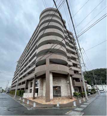 神奈川県横須賀市長瀬の日神パレステージ久里浜海岸でエコキュート交換工事をご検討の方へ