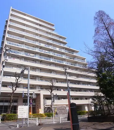 東京都杉並区高井戸東のベリスタ高井戸駅前でエコキュート交換工事をご検討の方へ