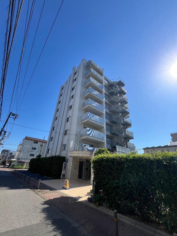 東京都北区のマンションイストワール赤羽にてエコキュート交換工事を致しましたコロナエコキュートCTU-461D1A8からコロナエコキュートCHP-46AZ2に交換しました東京都北区のマンションイストワール赤羽のエコキュート交換工事はみずほ住設にお任せください