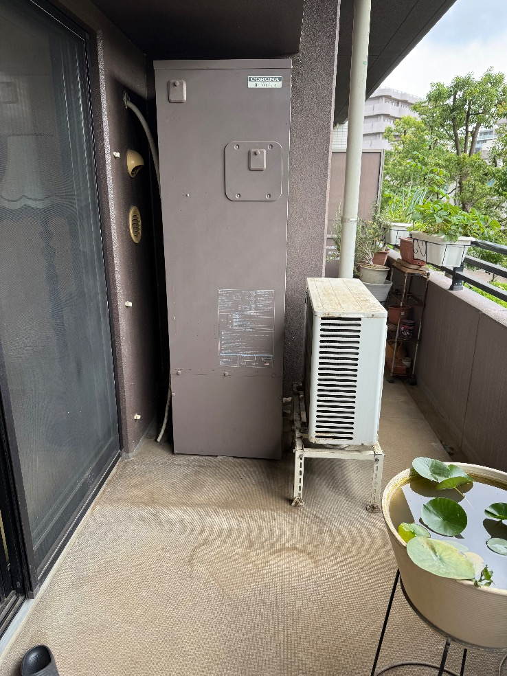 コロナエコキュートCTU-H301AMからコロナエコキュートCHP-S30AZ1-12｜エコキュート交換工事｜東京江東区｜マンション｜東京スイートレジデンス
