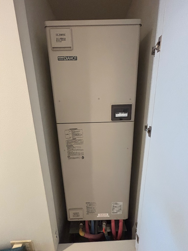 三菱エコキュートSRT-HPT30WD1-Eから三菱エコキュートSRT-W306D-BS2|エコキュート交換工事|東京都江東区|マンション|ザ・豊洲タワー