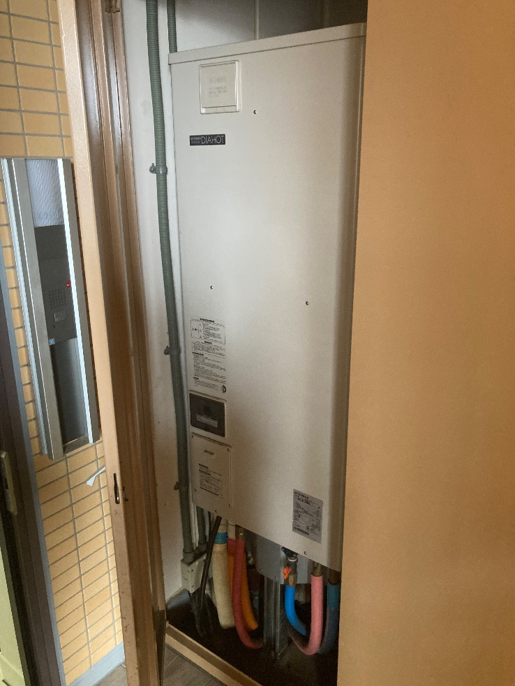 三菱エコキュートSRT-HPT30WD2から三菱エコキュートSRT-W306D-2｜エコキュート交換工事｜横浜市戸塚区川上町｜マンション｜BELISTAタワー東戸塚