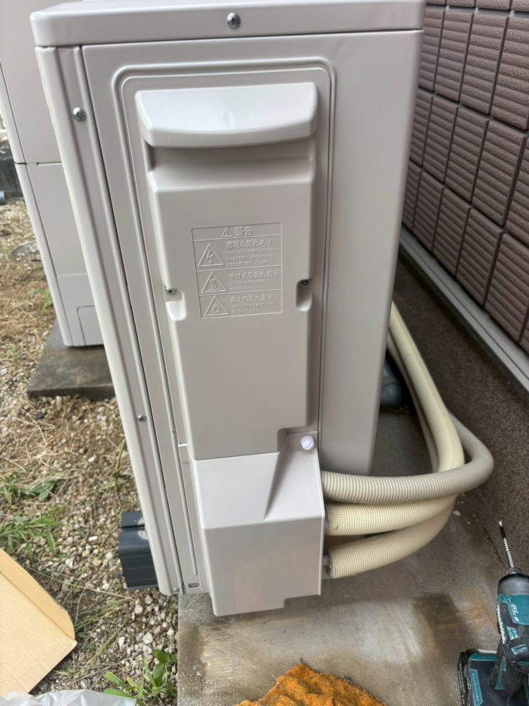 東芝エコキュートHWH-FB370CTから三菱エコキュートSRT-S467|エコキュート交換工事|福岡県久留米市合川町