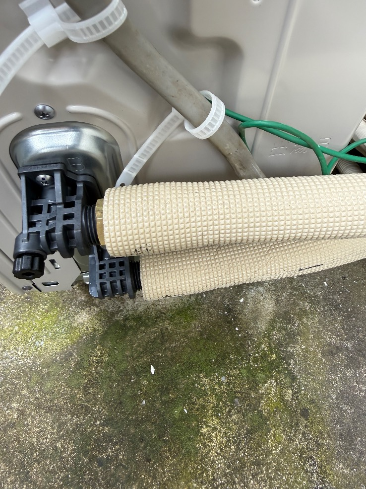 三菱エコキュートSRT-HPT43WZ5-Aから三菱エコキュートSRT-S437UZ｜エコキュート交換工事｜千葉県松戸市東松戸