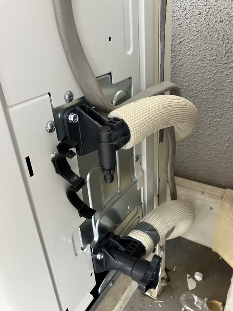 コロナエコキュートCTU-H3014AMからコロナエコキュートCHP-S30AZ1-12｜エコキュート交換工事｜千葉県船橋市上山町｜マンション｜ザ・ガーデンプレミアム