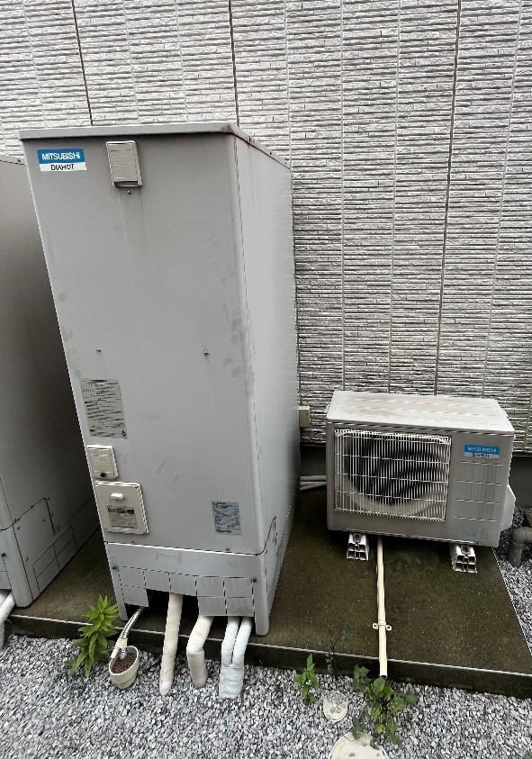 三菱エコキュートSRT-HPT37W5から三菱エコキュートSRT-S377｜エコキュート交換工事｜東京都足立区栗原町｜マンション｜クレスト 