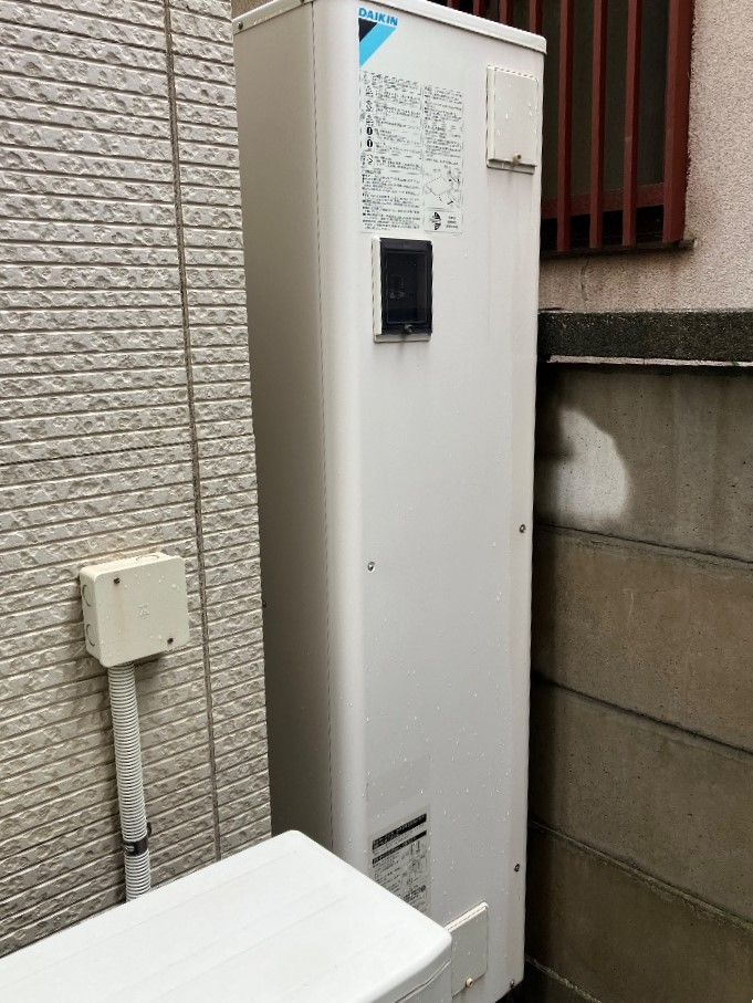 ダイキンエコキュートTU37GFTVからダイキンエコキュートEQA46ZFTV｜エコキュート交換工事｜埼玉県さいたま市大宮区大成町｜ 