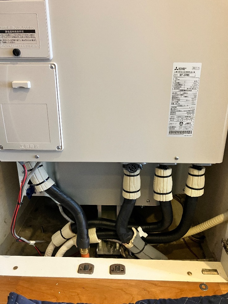 パナソニック電気温水器DH−46G4QUBMから三菱電気温水器SRT−J37WD5|電気温水器交換工事|埼玉県川口市安行領根岸|マンション|ライオンズマンション川口根岸台