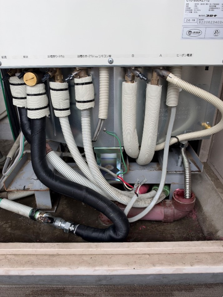 パナソニックエコキュートHE-30C4QからコロナエコキュートCHP-S30AZ1-12｜エコキュート交換工事｜東京都江東区大島｜マンション｜ザ・ミッドランドアベニュー 