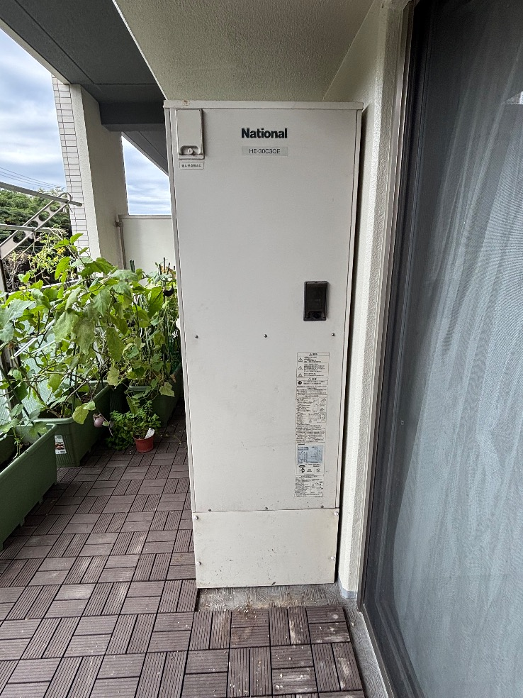 パナソニックエコキュートHE-30C3QからダイキンエコキュートEXN377AFVE｜エコキュート交換工事｜千葉県千葉市美浜区浜田｜マンション｜コロンブスシティ